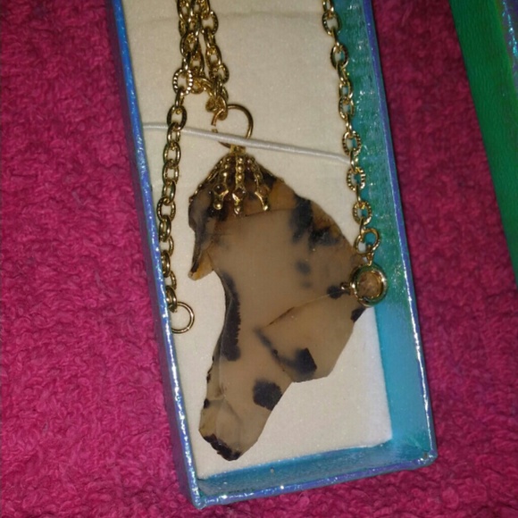 Homemade necklace - Picture 1 of 2
