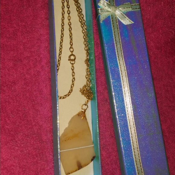 Homemade necklace - Picture 2 of 2