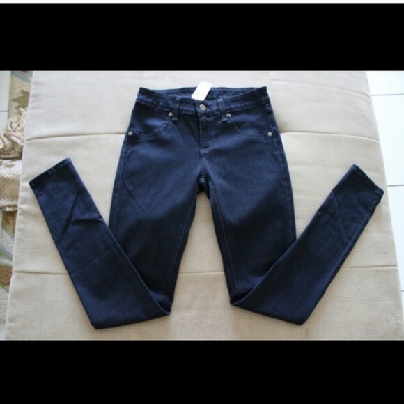 Sold. On Hold for @kwelch251