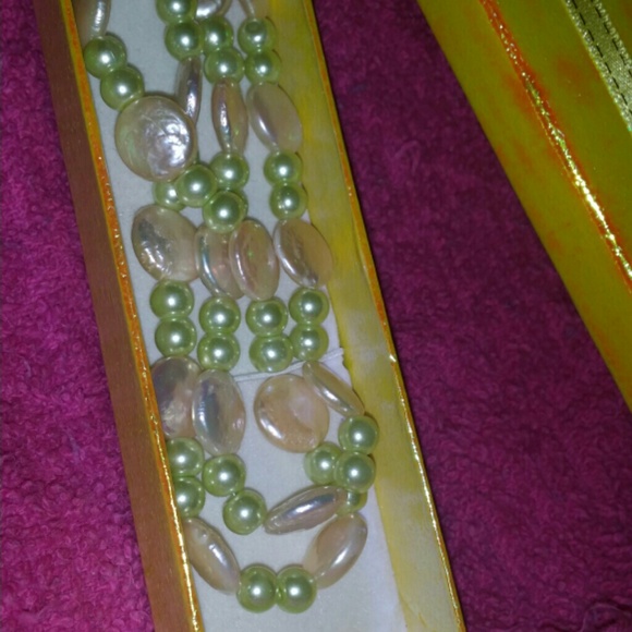 Homemade necklace - Picture 1 of 2