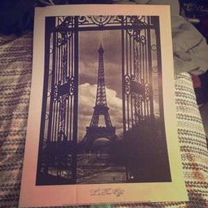The Eiffel Tower Poster🗼💜