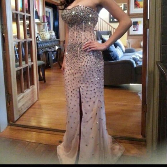 Jovani prom dress. - Picture 2 of 2