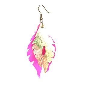 Hot Pink & Gold Party Earrings!