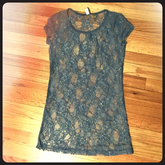 Graphite lace top