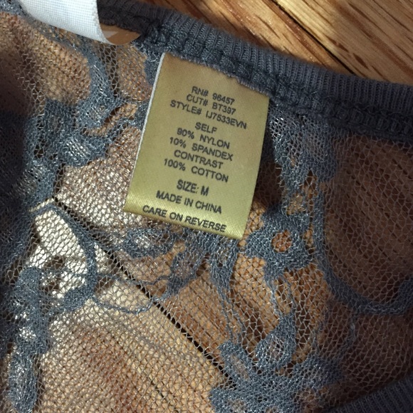 Graphite lace top - Picture 3 of 3