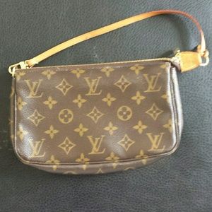 Authentic Louis Vuitton Clutch