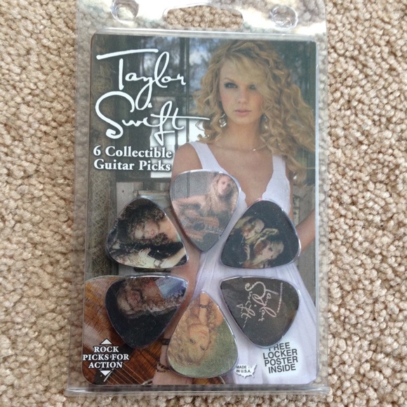 Taylor Swift guitar picks