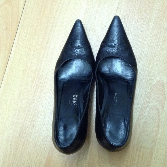 Shoes - image 1