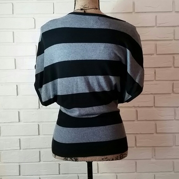 EXPRESS Top - Picture 3 of 4