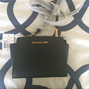 Michael Kors Mini Salma Cross body