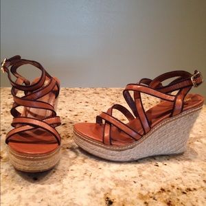 Mossimo Supply Co. Wedges tan/blue trim straps