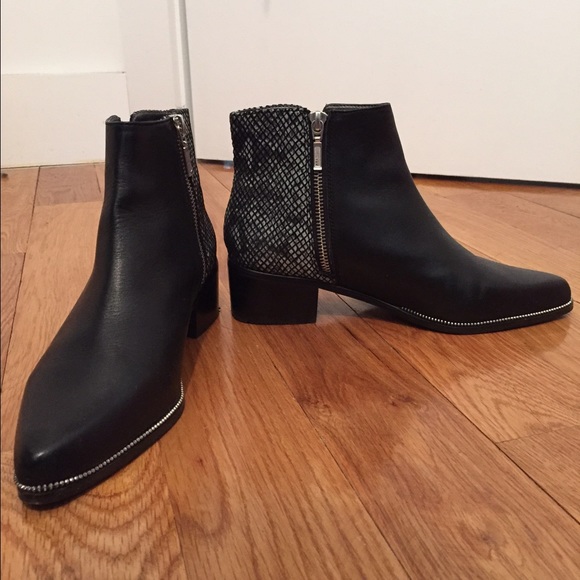 Grey City Walker snakeback ankle boots