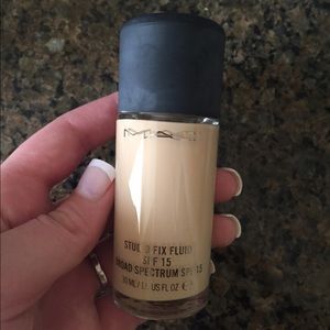 Mac Studio Foundation NC15