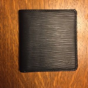 💯💯Authentic Louis Vuitton Small Wallet EPI