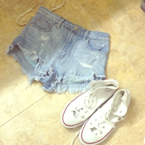 Denim shorts for sale!🌸