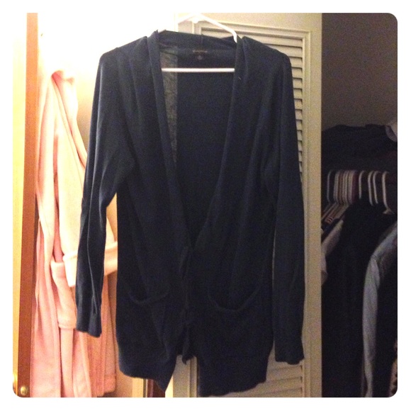 Cardigan sweater