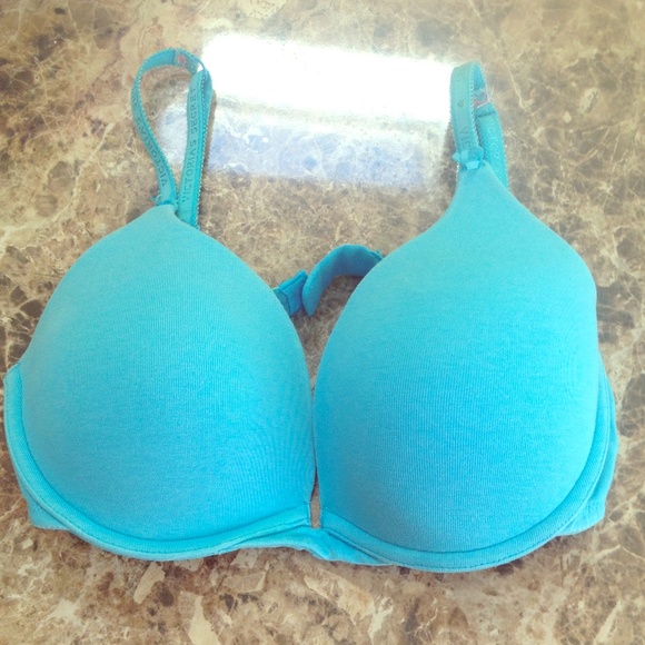 Victorias secret blue push up bra flash sale🎉