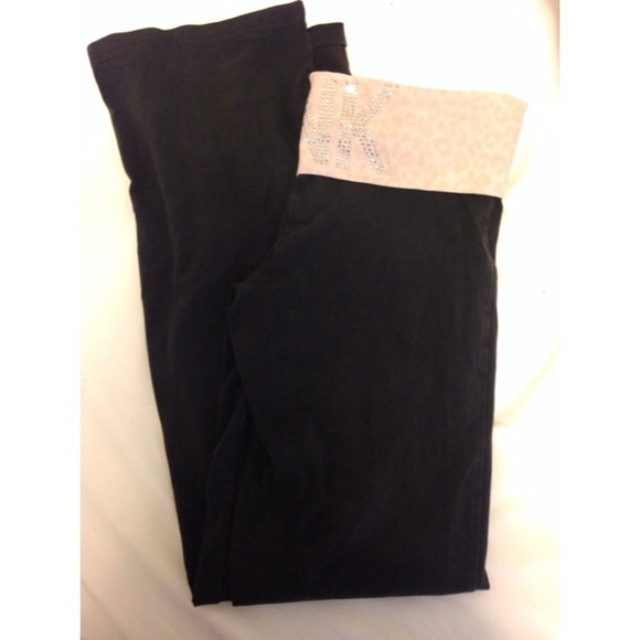 PINK Victoria's Secret Pants - PINK yoga pants!!