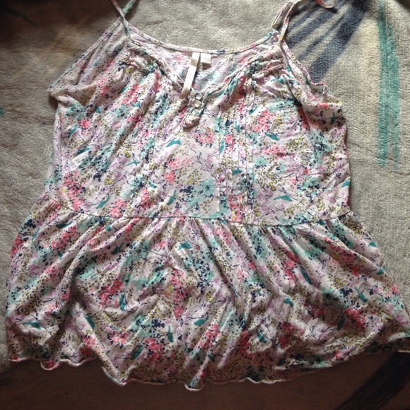 Lauren Conrad tank top