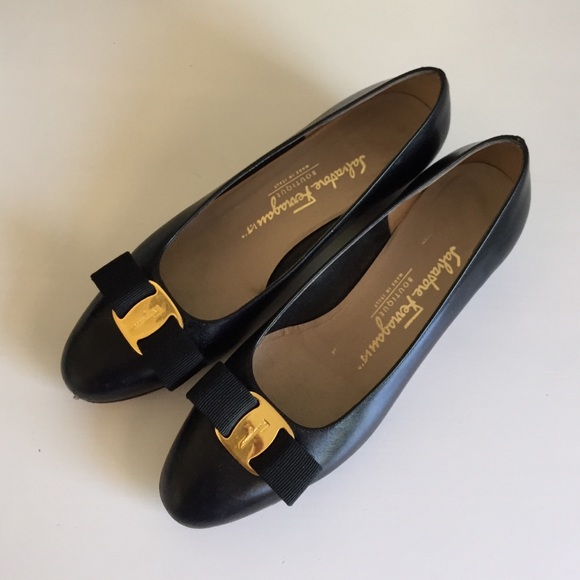 Ferragamo Black Vara Shoes