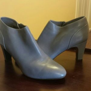 Beautiful grey J Crew ankle boots. Like new!!