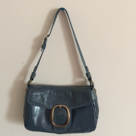 A coach handbag