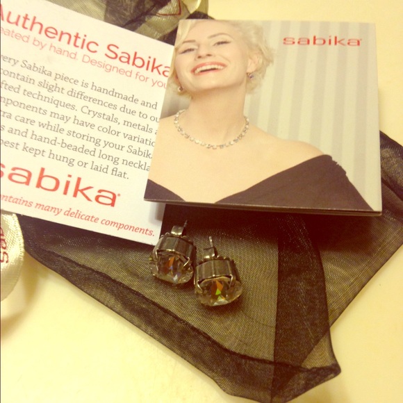 Sabika earrings