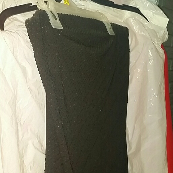 Strapless black dress - Picture 2 of 3