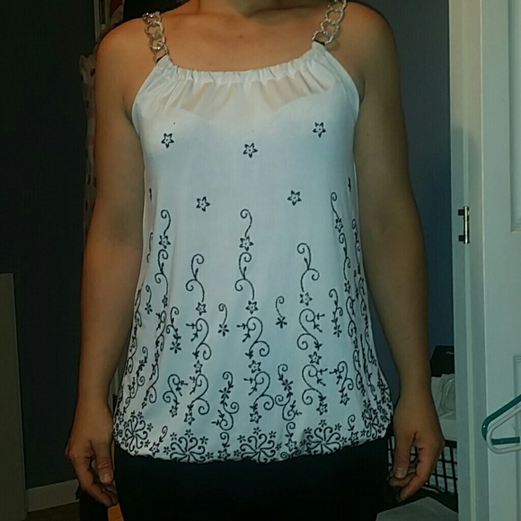 Top - Picture 1 of 4