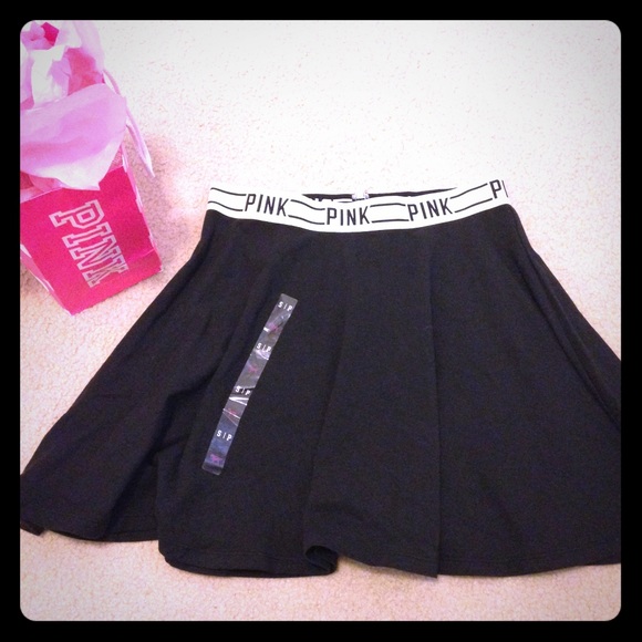 VS PINK high waist flare skirt, NWT