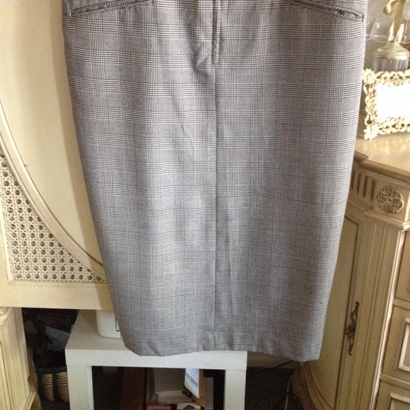 Ladies duster - Picture 2 of 3