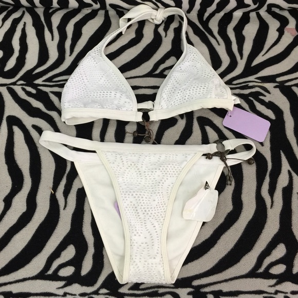 NWT'S White Body Glove Bikini/Cute Crochet:)