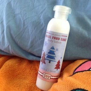 Angel Food Cake body lotion