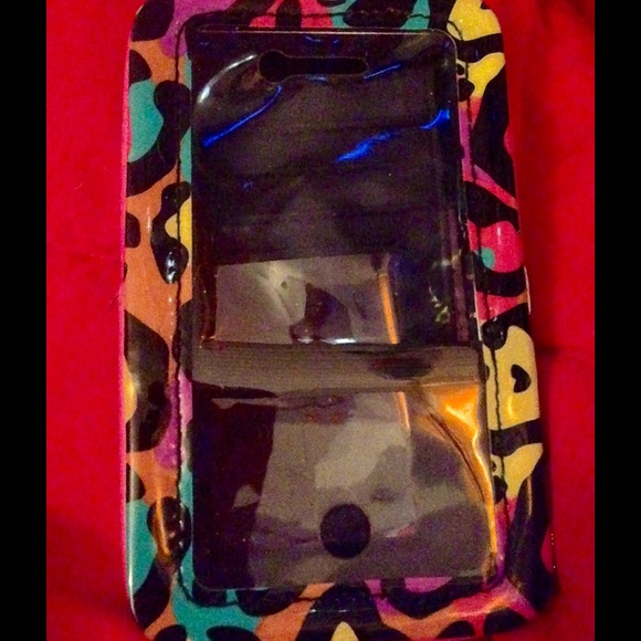 👧🏻 Fun, Colorful Clutch - Picture 2 of 4