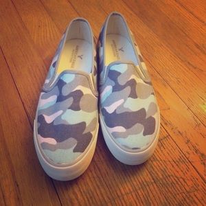 American Eagle Slip on Sneakers a