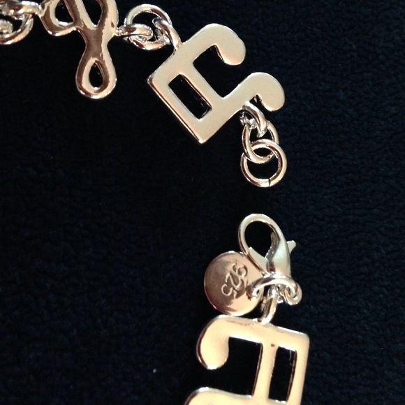 Sold in bundle - Picture 2 of 4