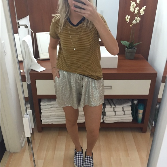 Metallic loose shorts