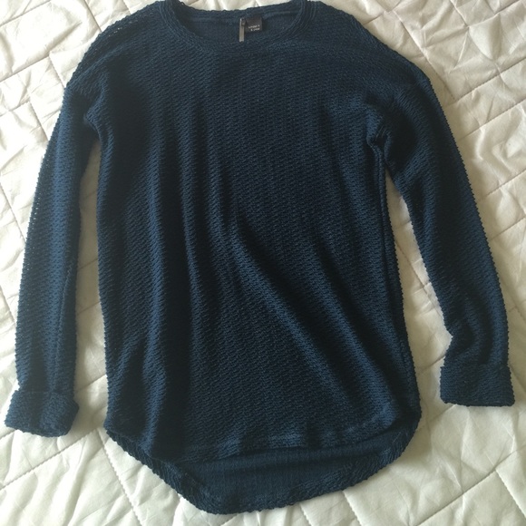 #Urban Outfitters# sweater, navy blue! It is good.