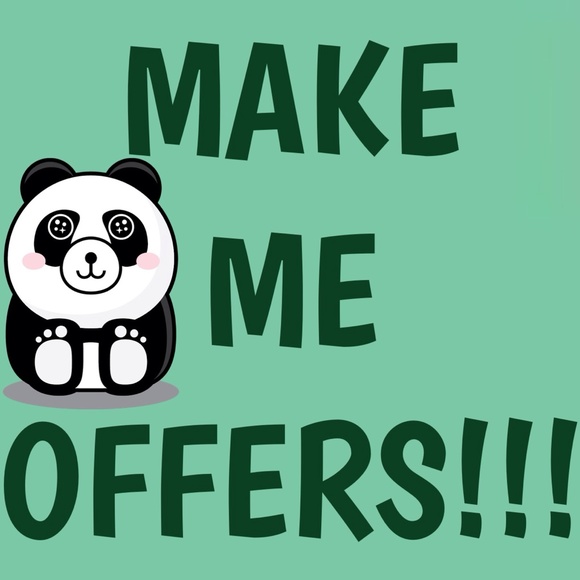 MAKE OFFERS & I ❤️ BUNDLES 🎉 😊