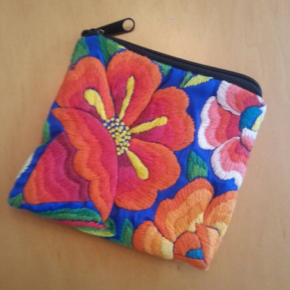 Mexican embroidered coin purse - Picture 1 of 2