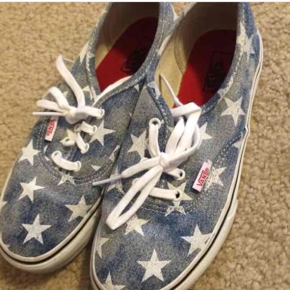 Vans - Picture 1 of 1