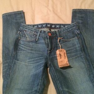 Earnest sewn cigarette 24 Harlan crop morrissey