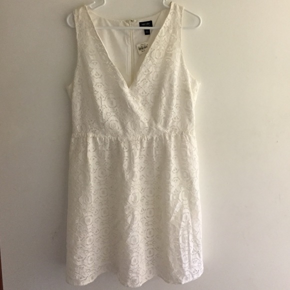 White lace dress