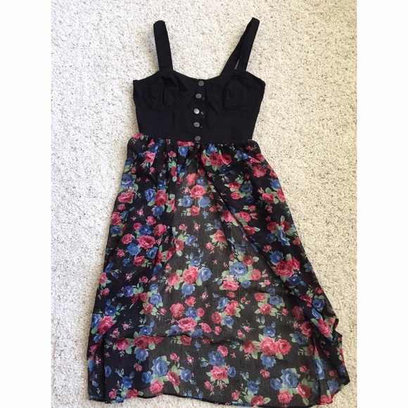 Floral hi-low dress🌺