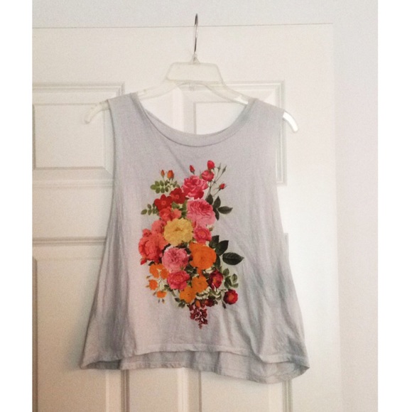 Floral muscle tee