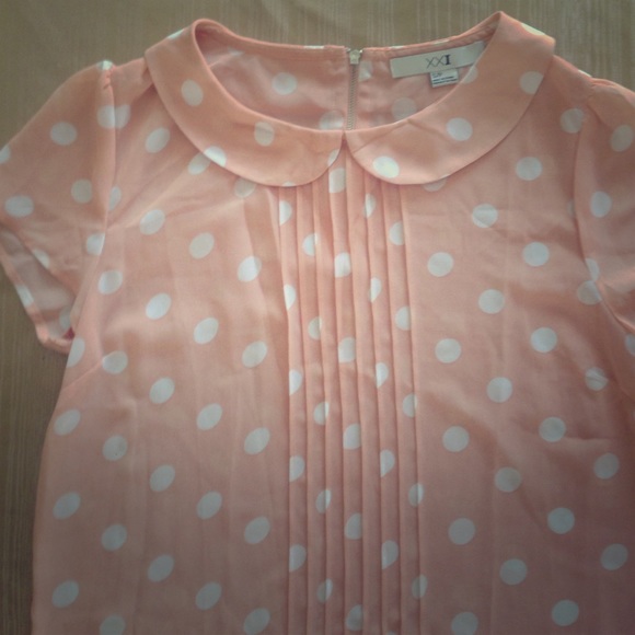 Forever 21 Pink polka dot Peter Pan collar blouse