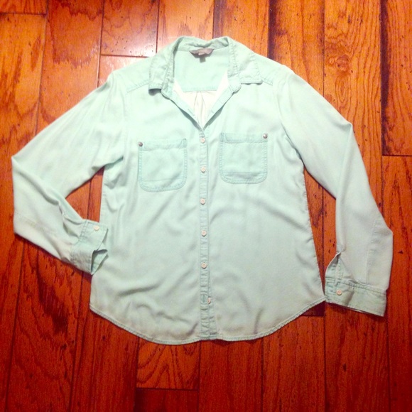 Green button up top