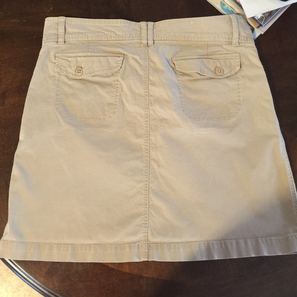 Old Navy Khaki Skirt💐 bundled