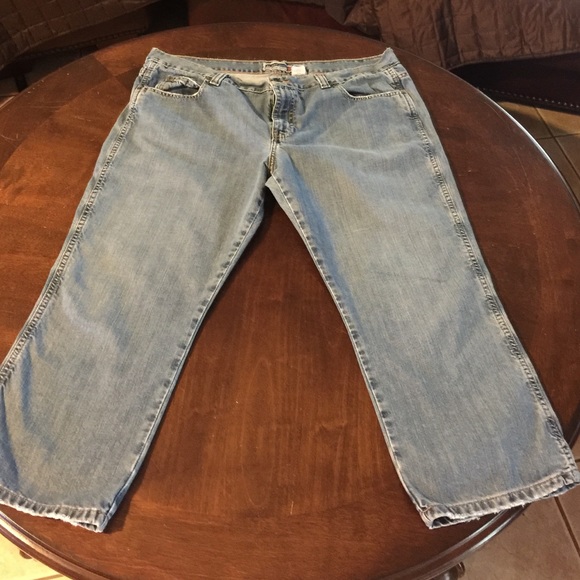 Old Navy Capris!