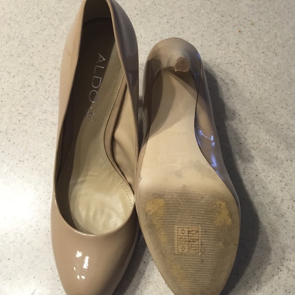 Nude Aldo heels size 8 1/2 - Picture 3 of 4